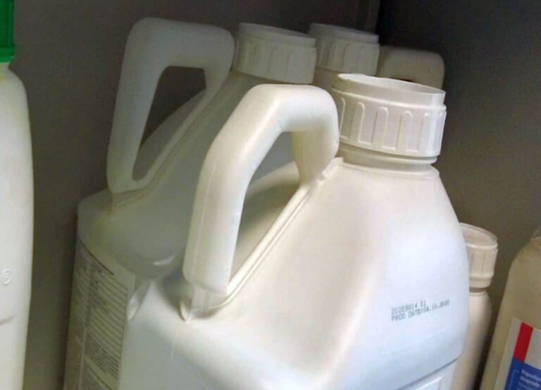 Anordnung des Ruhens und Teilrücknahme der Zulassung des Pflanzenschutzmittels PROFESSIONAL hinsichtlich einzelner Anwendungen