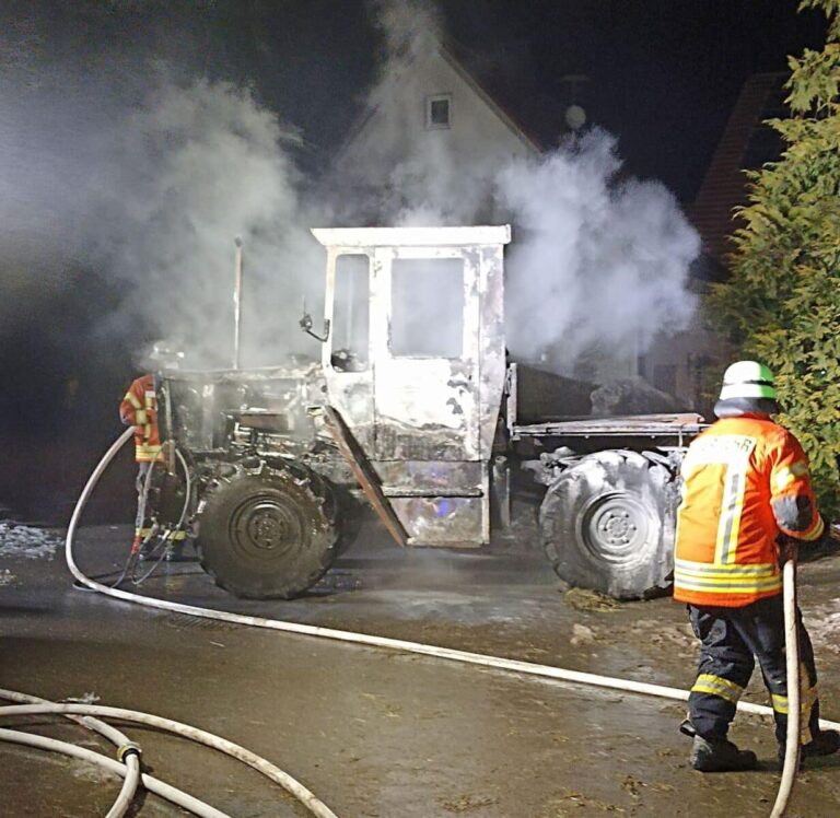 Traktorbrand in Neuravensburg