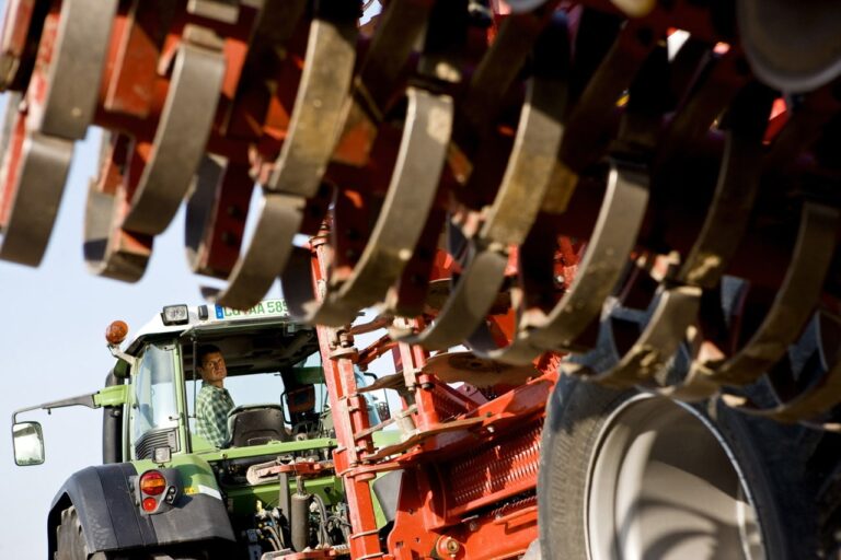 BASF stellt Aktivitäten in Russland und Belarus mit Ausnahme von für die Nahrungsmittelproduktion wichtigen Geschäften ein