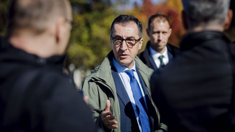 Özdemir: „Gleichwertige Lebensverhältnisse sind eine Frage der Gerechtigkeit“