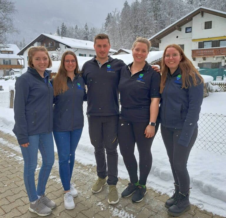 Bayerische Jungbauernschaft – So viele Wege – Wir müssen uns nur entscheiden!