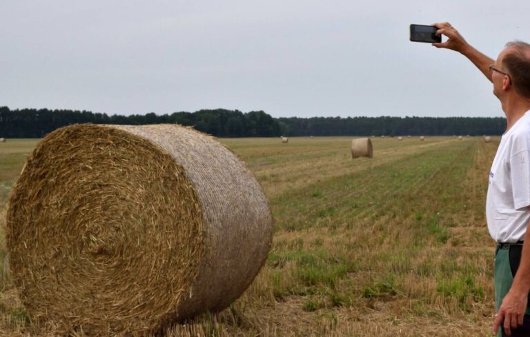 FREIE BAUERN gegen Satellitenüberwachung: System der Agrarsubventionen hat sich überlebt