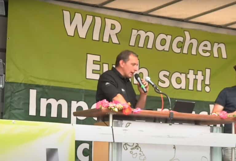 FREIE BAUERN in Kiel: Vertragspflicht wäre Befreiungsschlag für die Milchviehhaltung