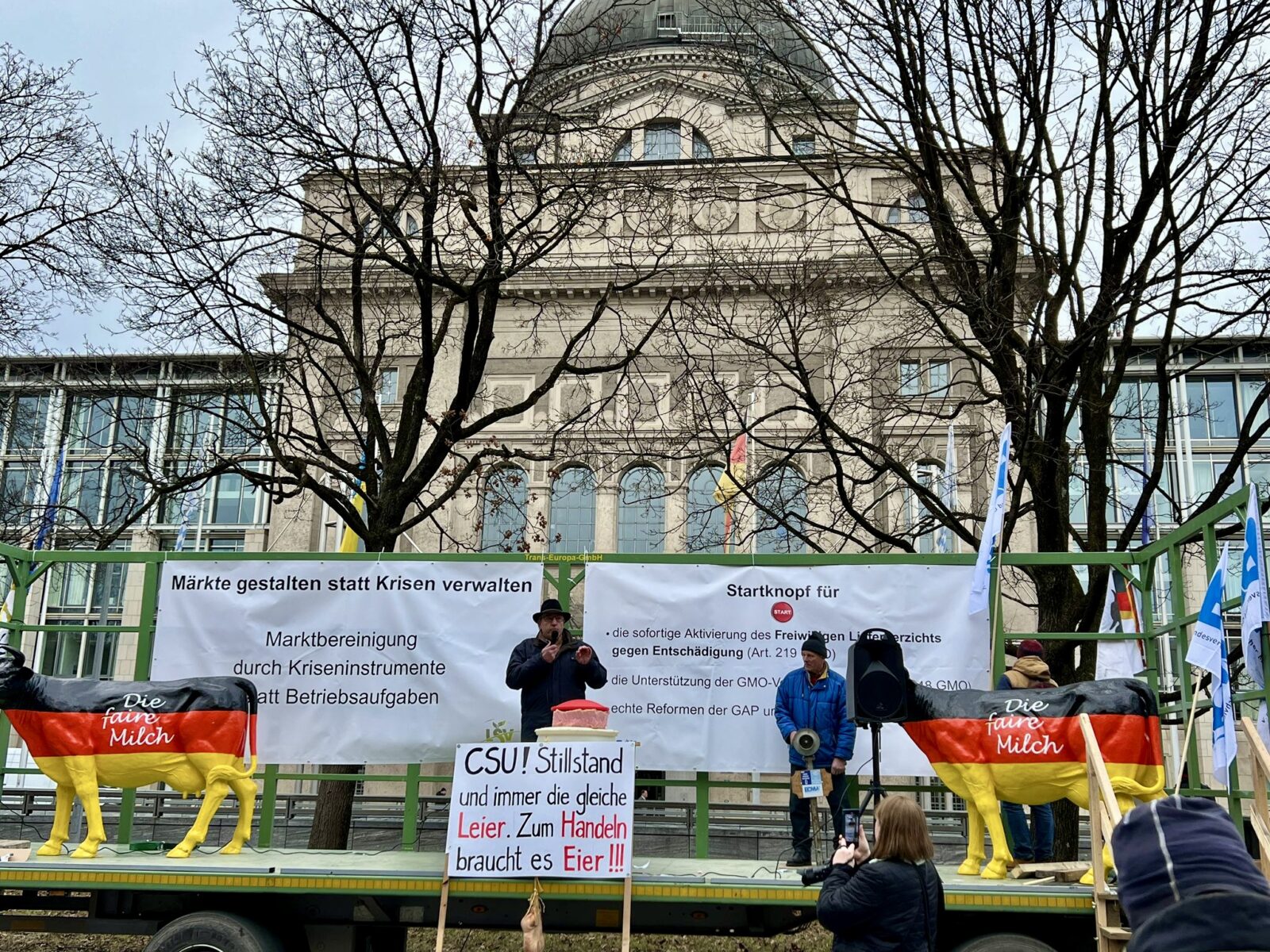 Bauerndemo in München: Milchbauern protestieren für faire Preise und Marktregeln 2 053d76e1 e6c2 4a21 ba73 08415dd5e417 2