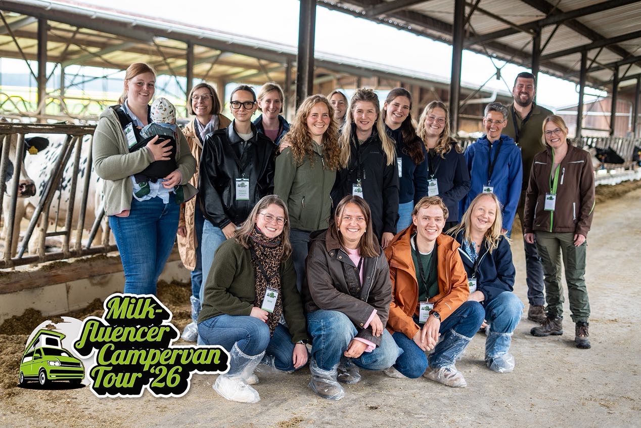 Milkfluencer Campervantour 2026: Influencer erhielten Einblicke in Milchviehhaltung 2 Influencerin besucht Milchviehbetrieb während der Milkfluencer Campervantour 2026